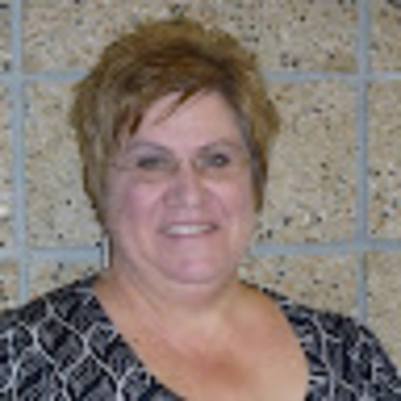 Meet your Posher, Traci - Picture 1 of 1